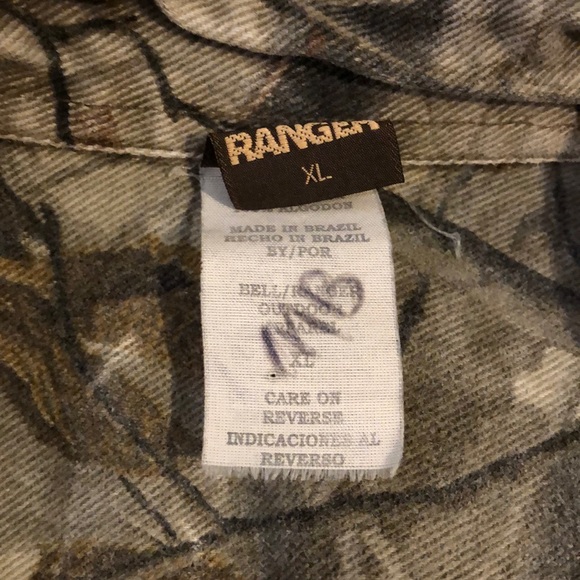 Camoflauge Realtree Button Up Shirt Size XL - Picture 3 of 5